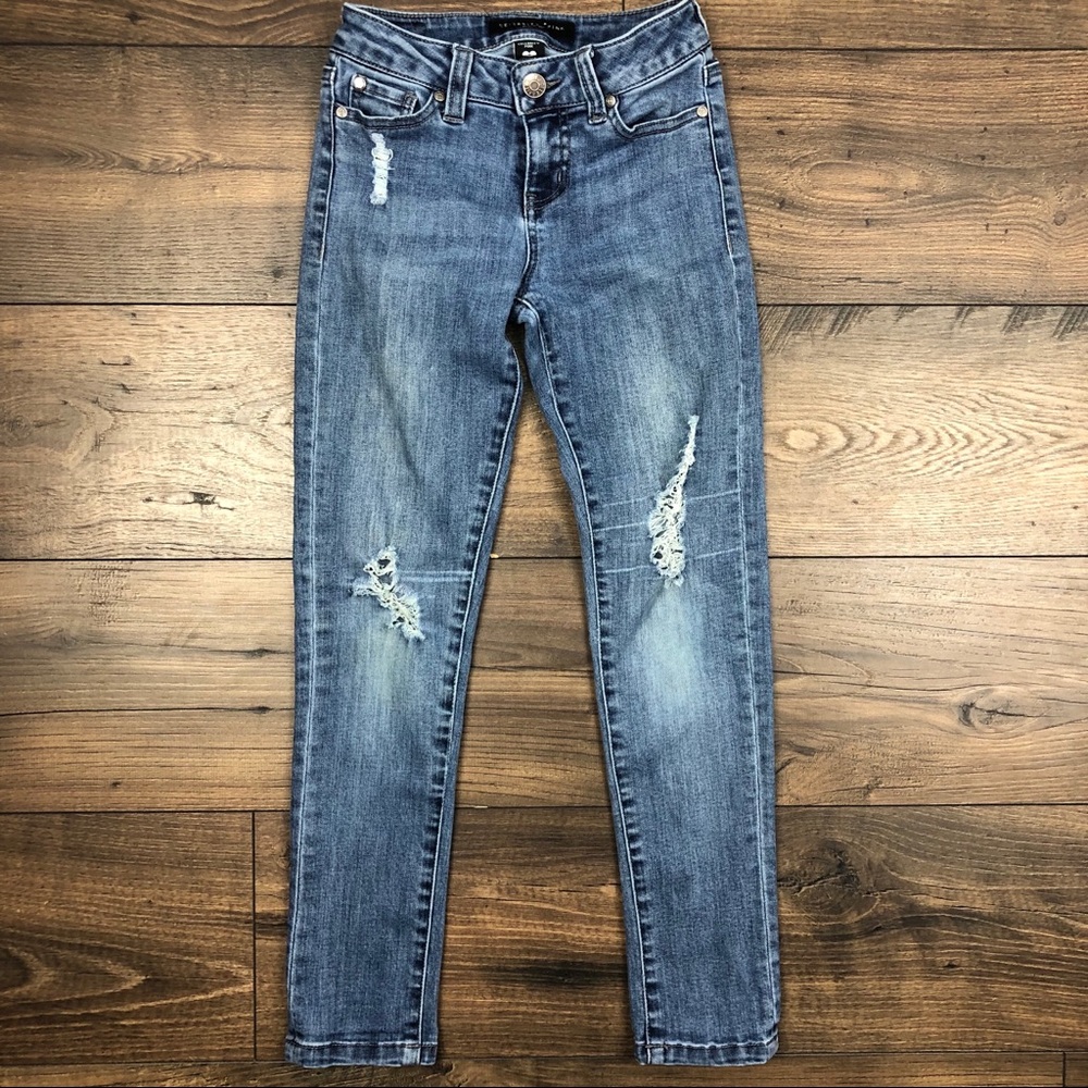 Celebrity Pink stretchy jeans - Picture 1 of 4